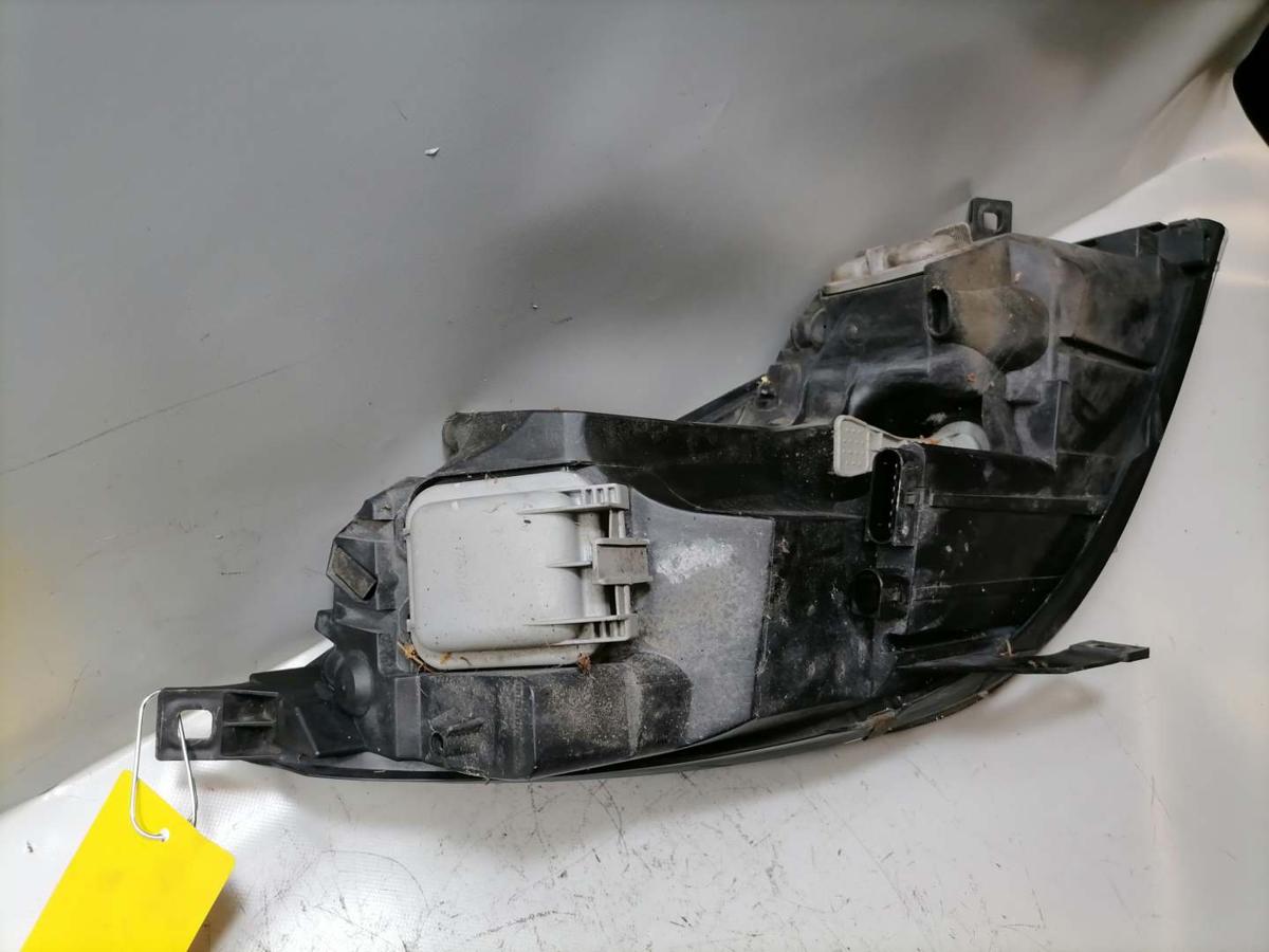 Mitsubishi Colt Z30 original Scheinwerfer vorn links Halogen 3-Türer Bj.2007